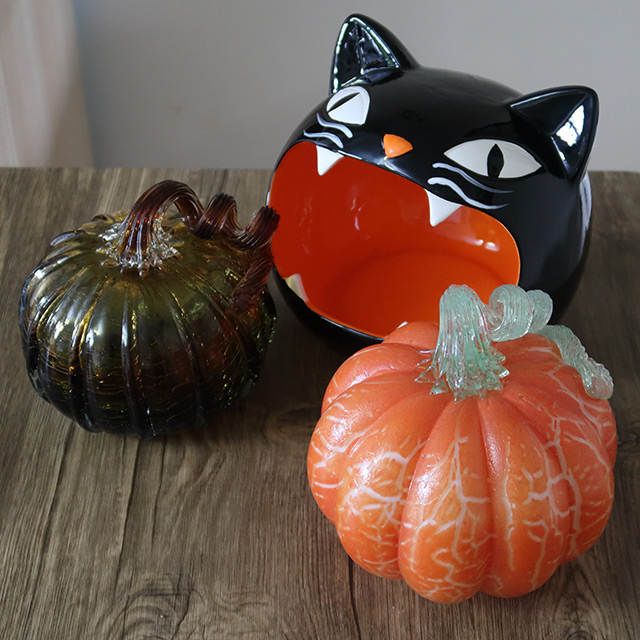 Cat head bowl and glass pumpkins