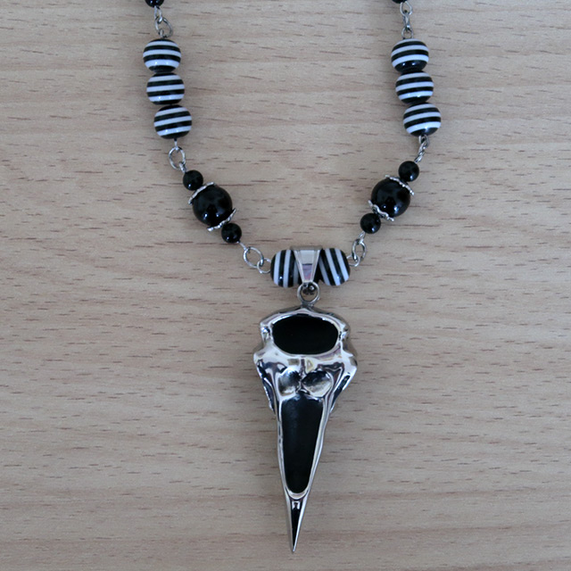 Bird/Raven Skull necklace (reverse view)